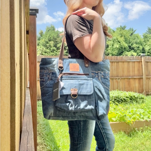 Myra Bag-Ashley Adventure Tote Bag - Picture 1 of 11